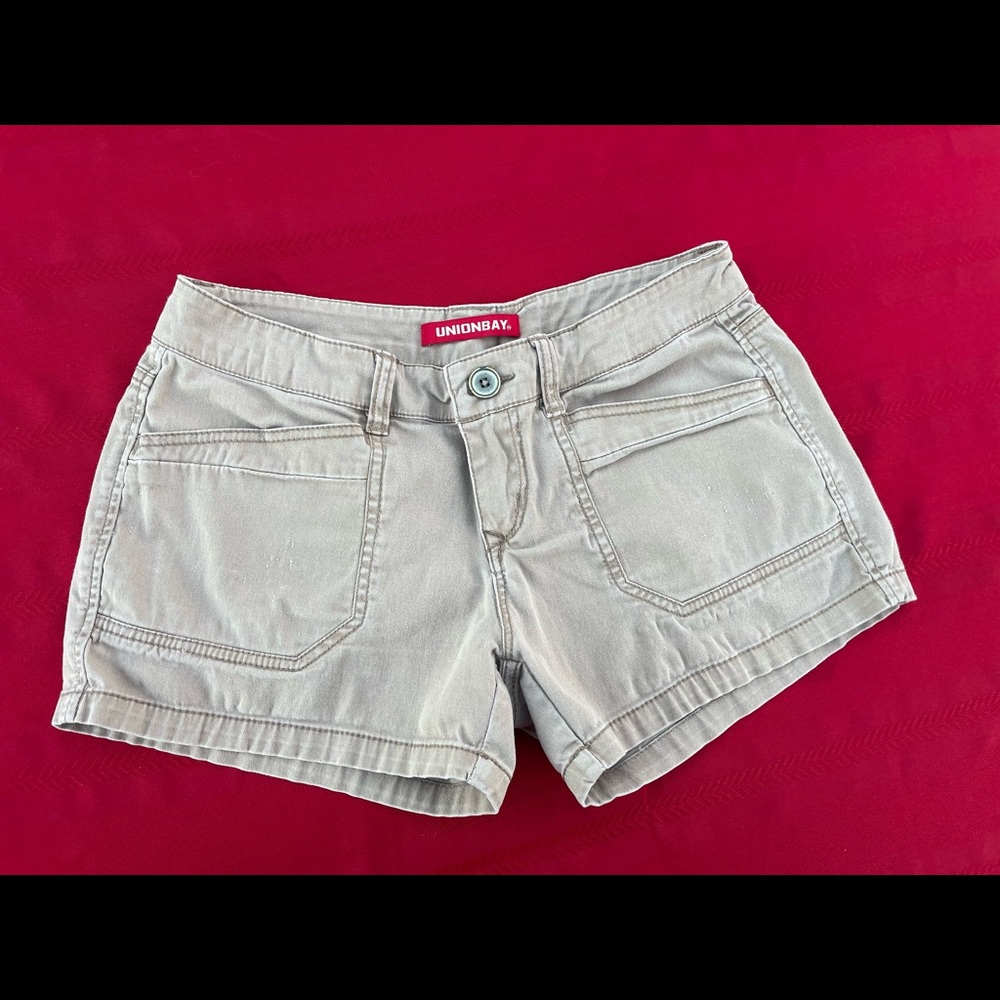 Shorty shorts size 7